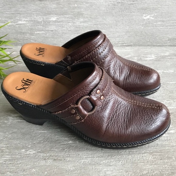sofft clogs mules